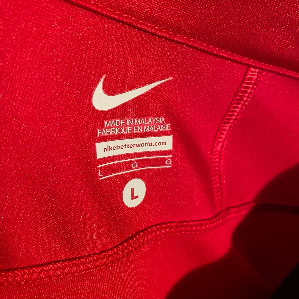 Nike lightweight full zip red jacket Size L - Picture 3 of 4